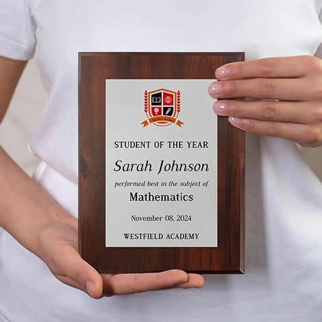 The Ultimate Guide to Custom Plaques & Awards